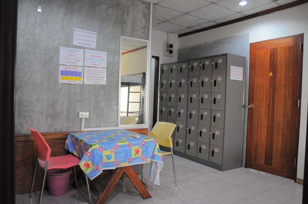 Mickey Hostel هاد رين المظهر الخارجي الصورة