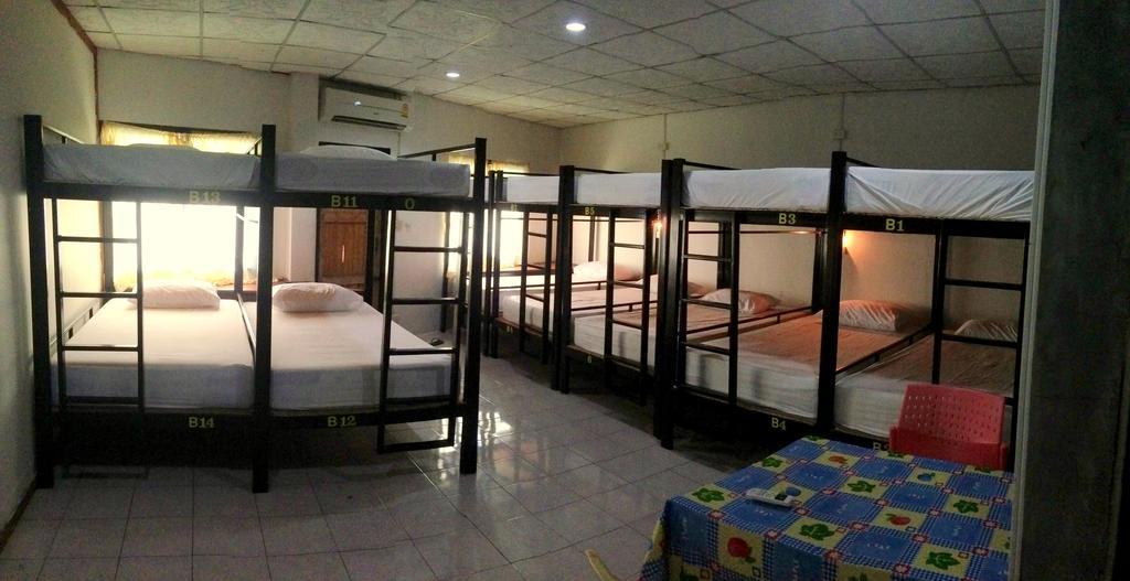 Mickey Hostel هاد رين الغرفة الصورة