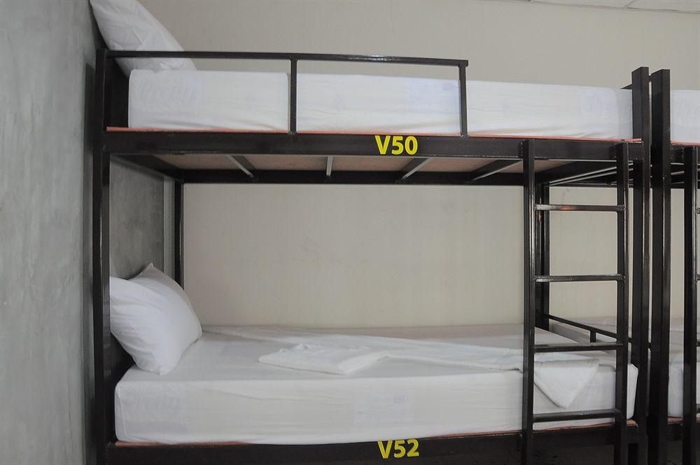 Mickey Hostel هاد رين المظهر الخارجي الصورة