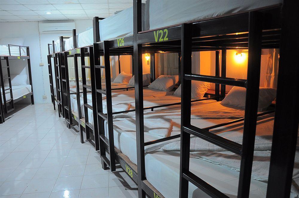 Mickey Hostel هاد رين المظهر الخارجي الصورة