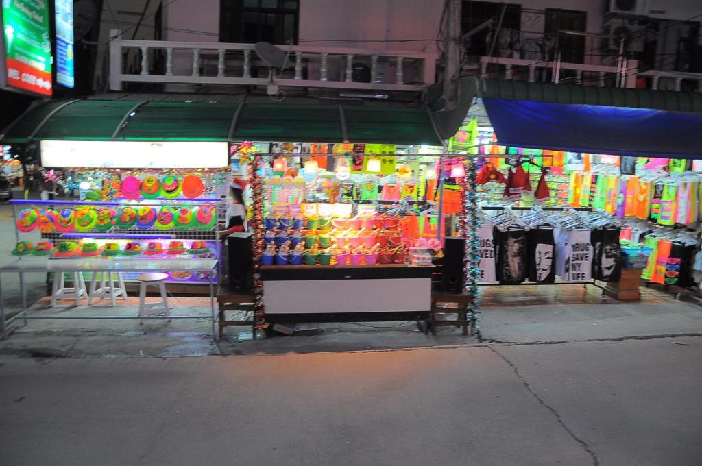 Mickey Hostel هاد رين المظهر الخارجي الصورة