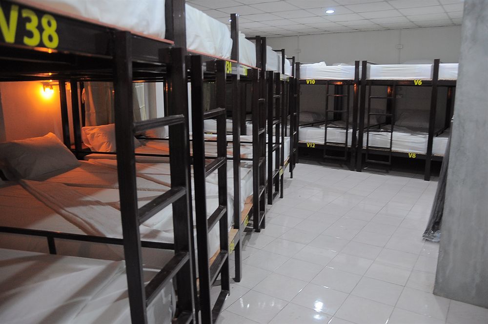 Mickey Hostel هاد رين المظهر الخارجي الصورة