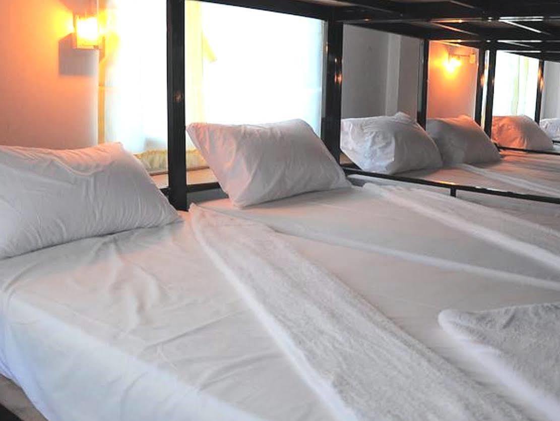 Mickey Hostel هاد رين المظهر الخارجي الصورة